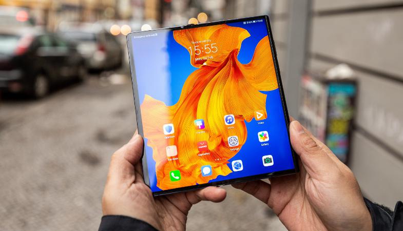 Смартфон с поддержкой 5G Huawei Mate XS